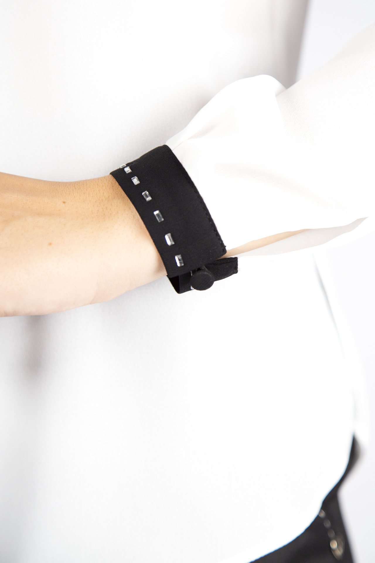 V-neck blouse with bow