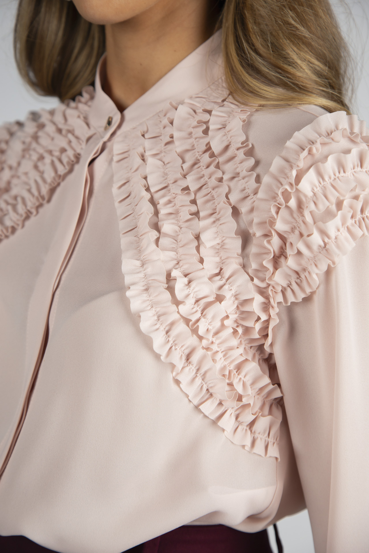 Blusa romântica linha Atelier