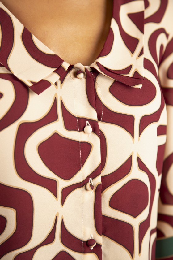 Blusa com cuello Chelsea