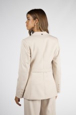Contrasting topstitching detail blazer
