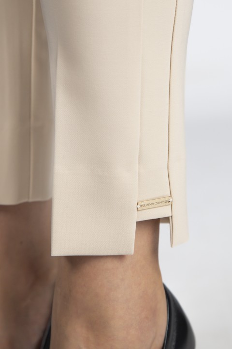 Pantalones clásicos Pantalones clásicos