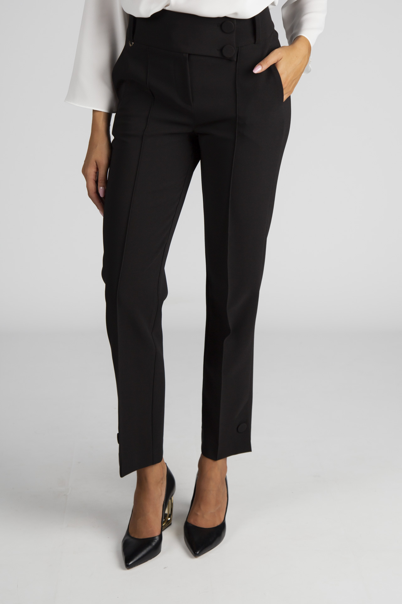 Asymmetrical waistband trousers