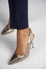 Asymmetrical waistband trousers