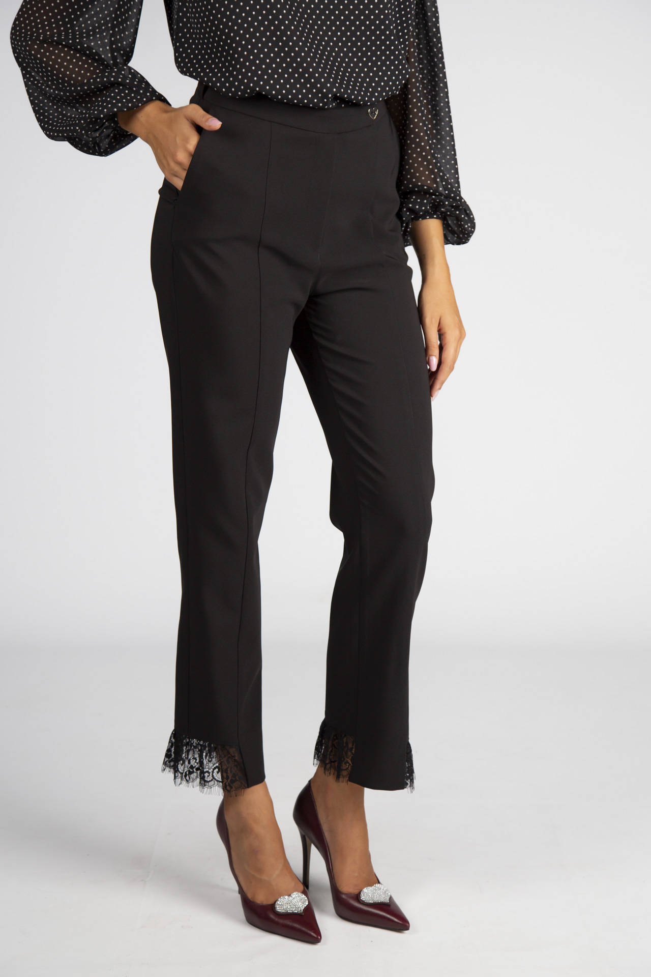 Trousers with lace detail