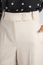 Trousers with contrasting topstitching detail