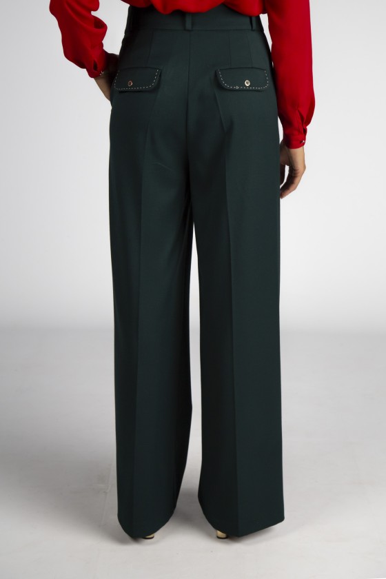 Pantalones con pespuntes a contraste