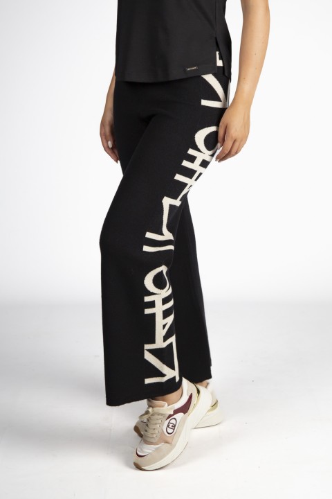 Knitted trousers