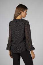 Blouse with 3-layer collar