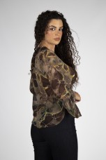 Covered buttons blouse