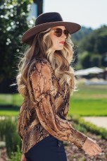 Balloon sleeve blouse