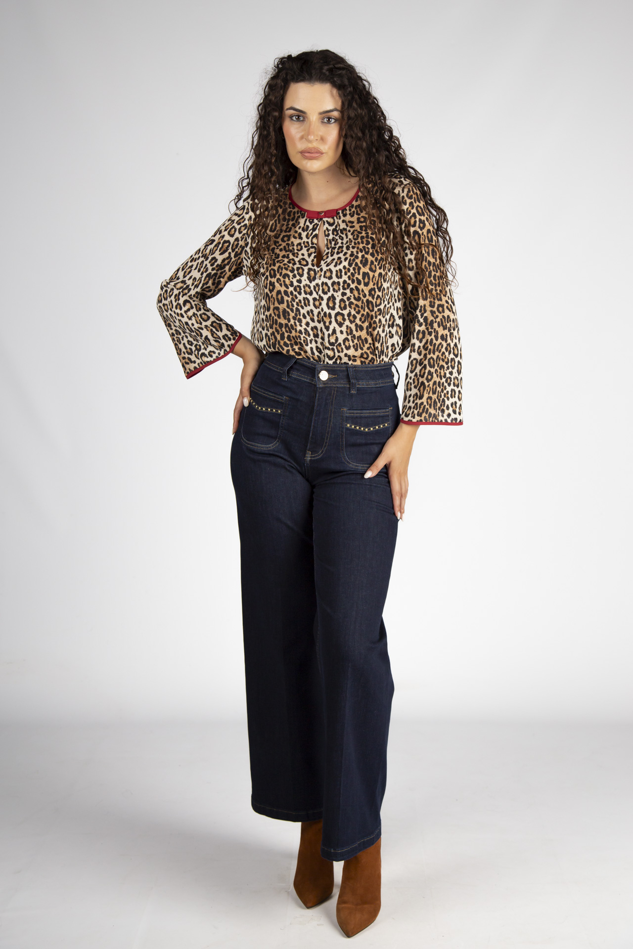 Blouse with front opening