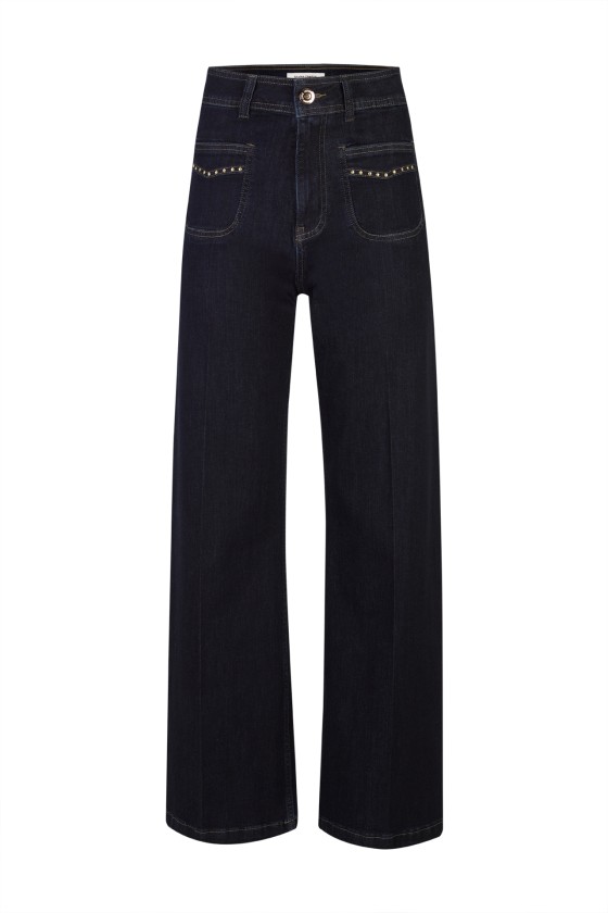 Pantalones vaqueros con tachuelas