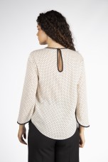 Blouse with front opening