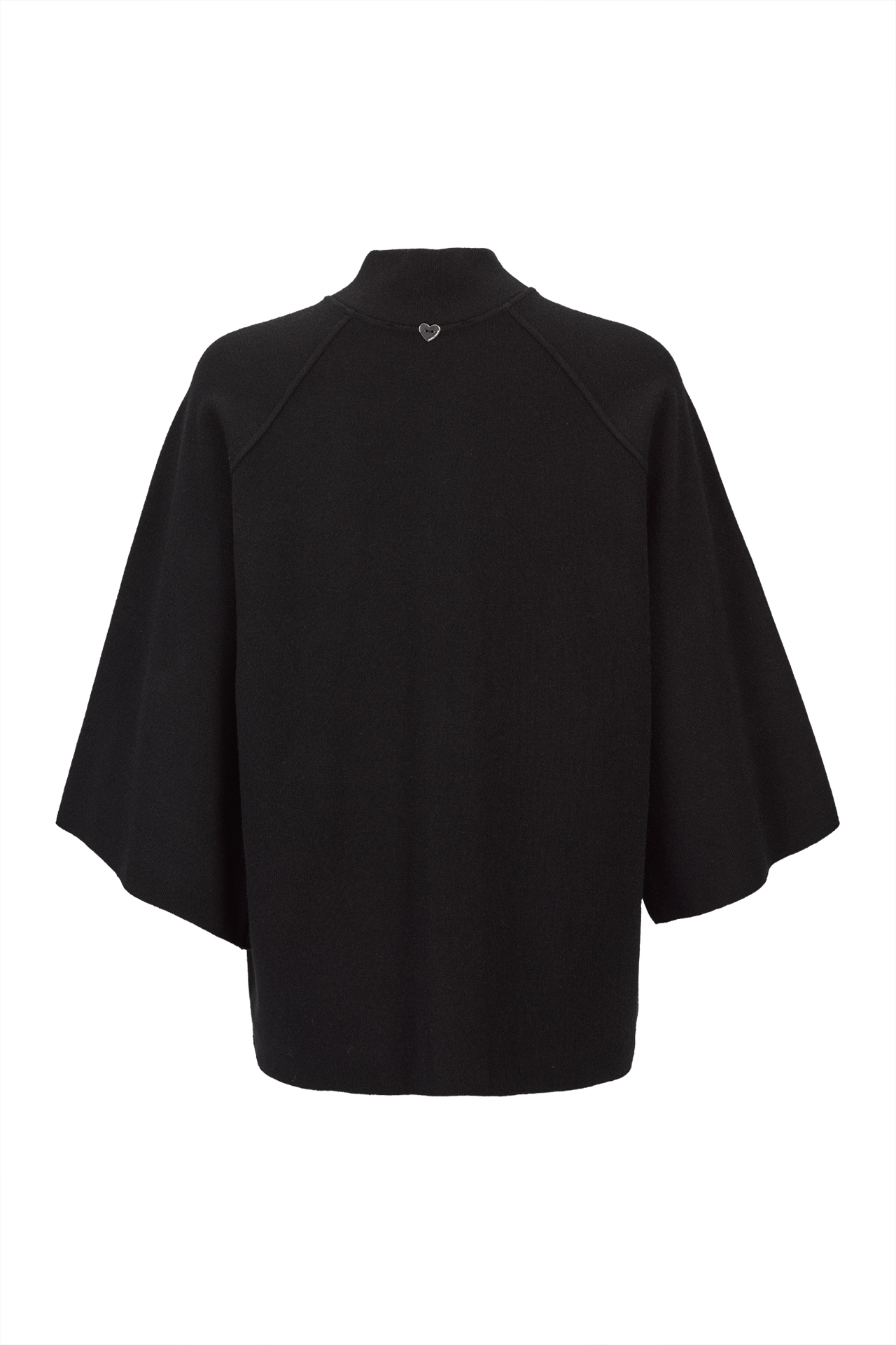 Knitted jacket with 6 metal buttons