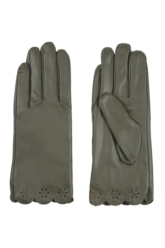 Gloves with laser cut scalloped edge