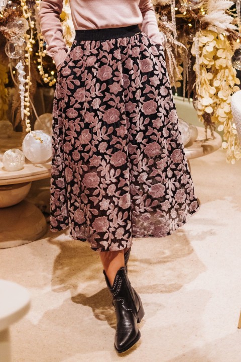 Falda midi