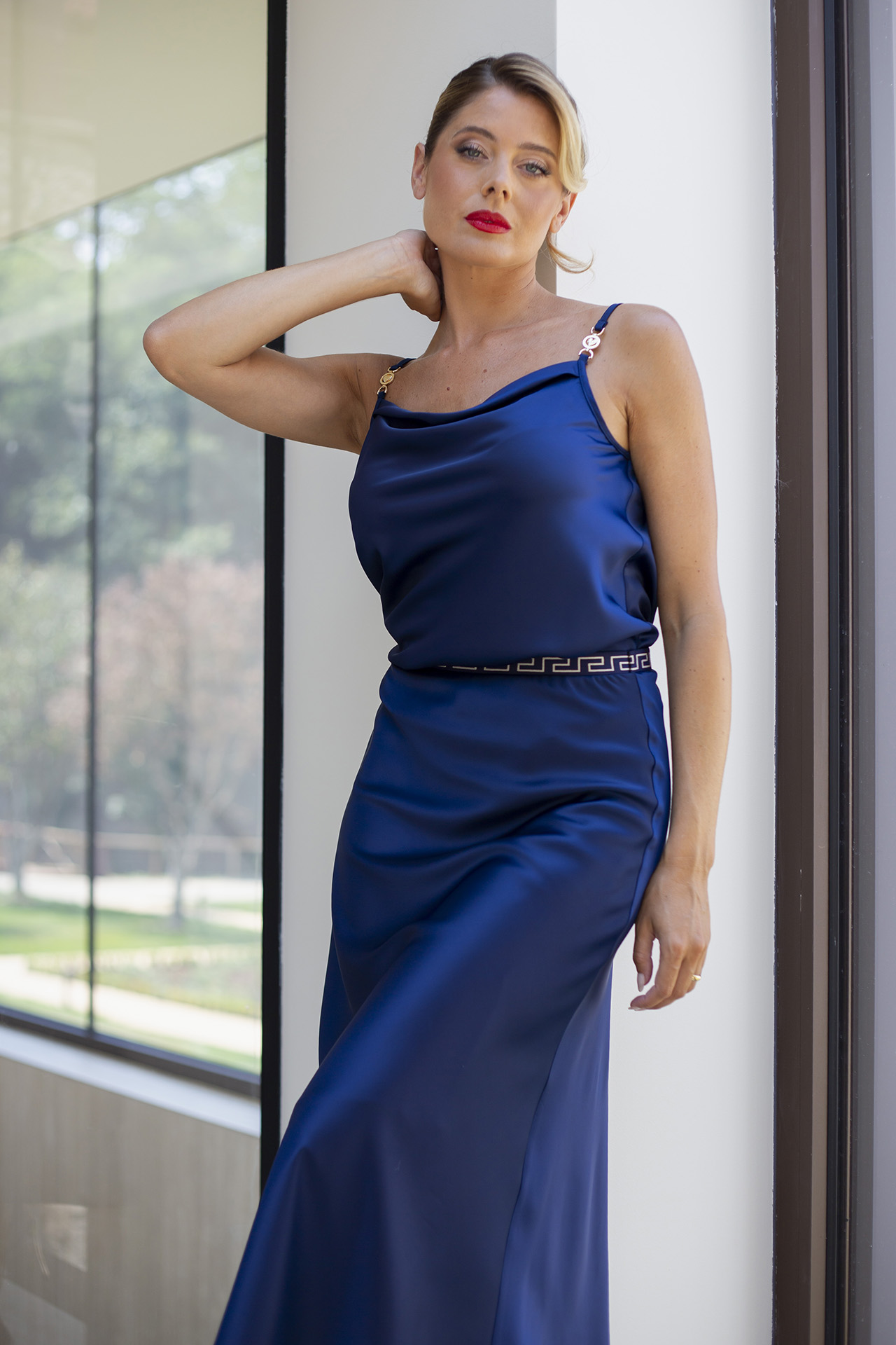 Top with draped collar