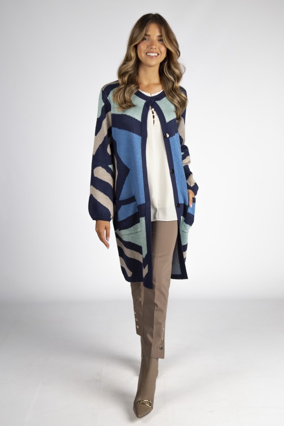 Geometric pattern knitted coat