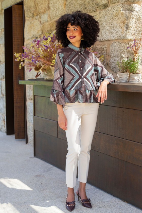 Blusa peplum