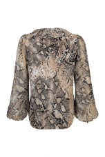 Blouse with 3-layer collar