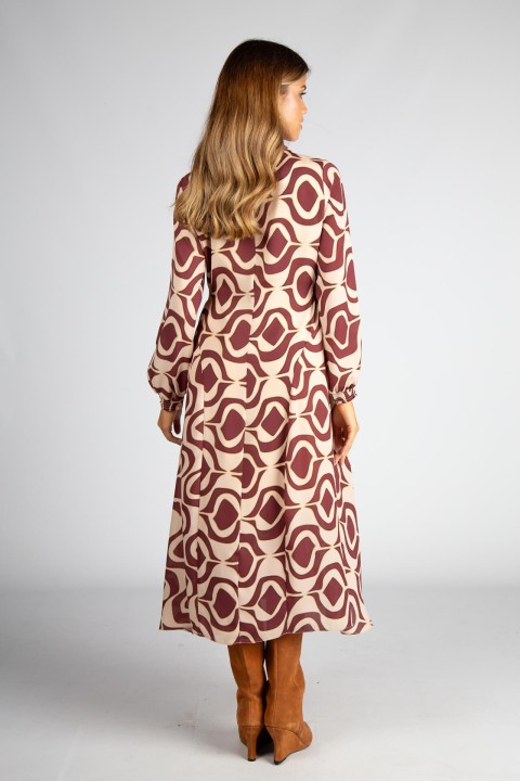Vestido midi Vestido midi