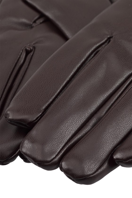 Gloves with laser cut scalloped edge