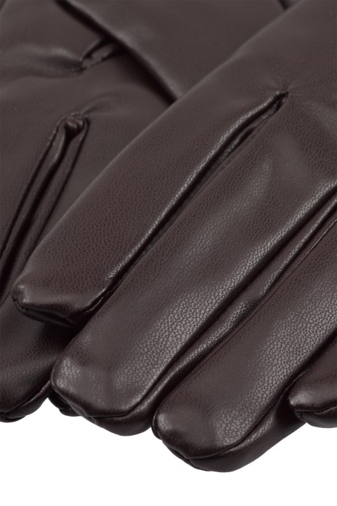 Guantes con borde recortado