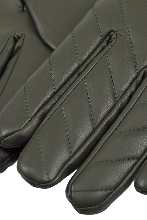 Guantes con pespuntes