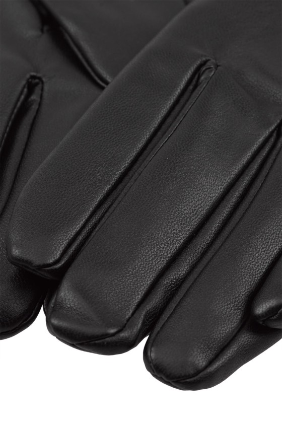 Gloves with laser cut scalloped edge