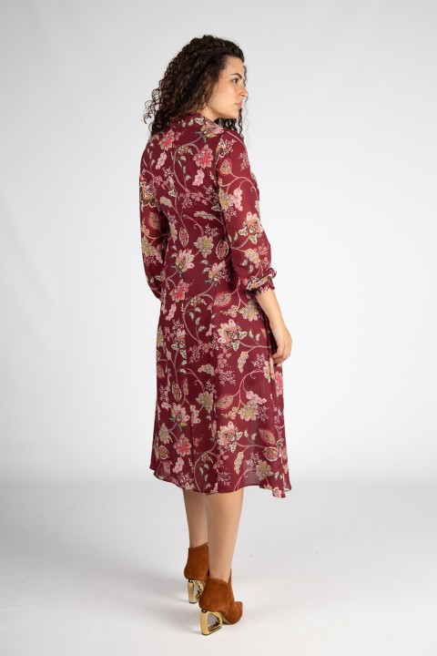 Vestido midi Vestido midi