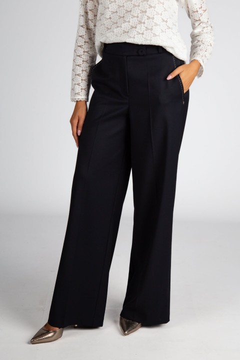 Pantalones con pespuntes a contraste