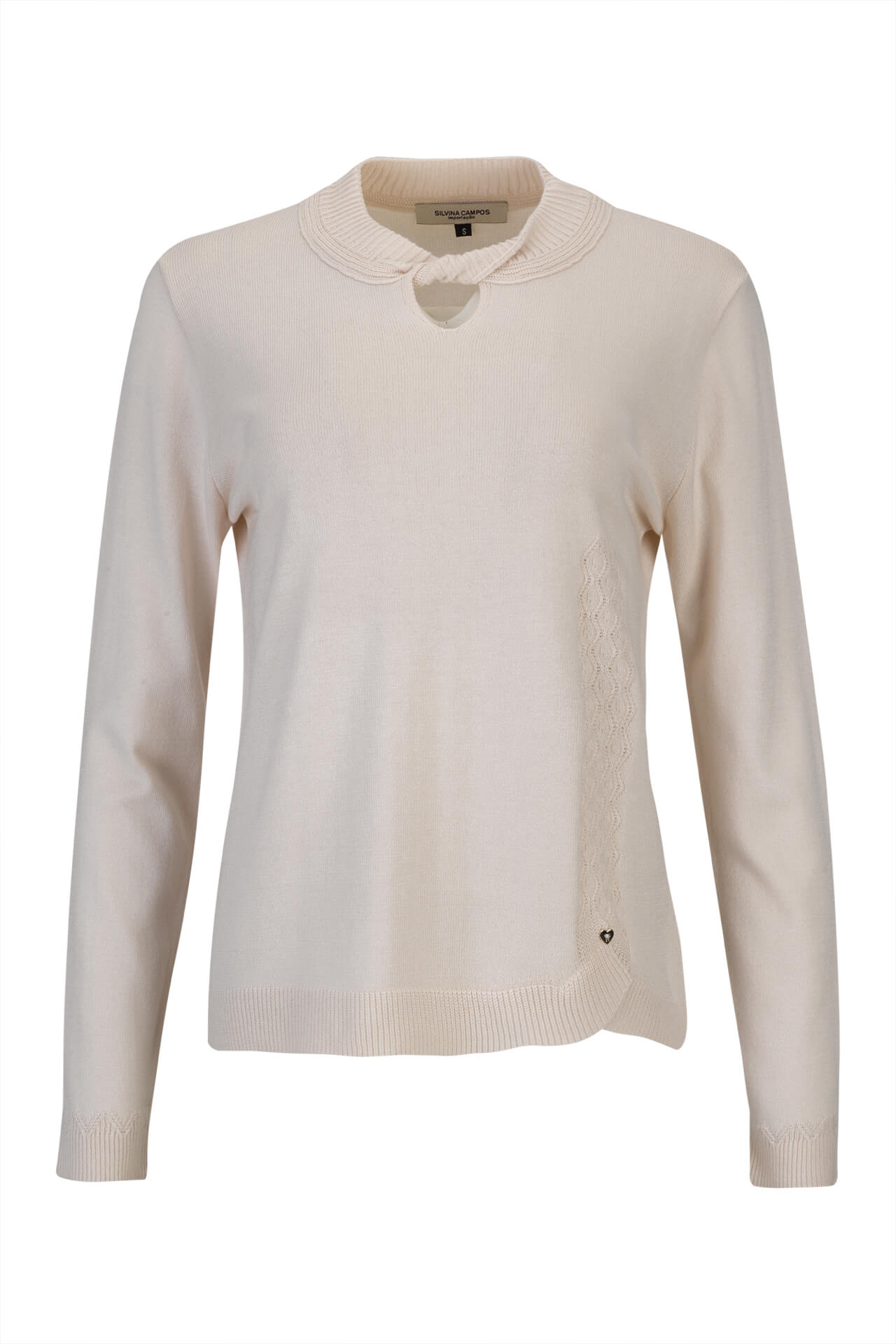 Knitted jumper with twisted collar