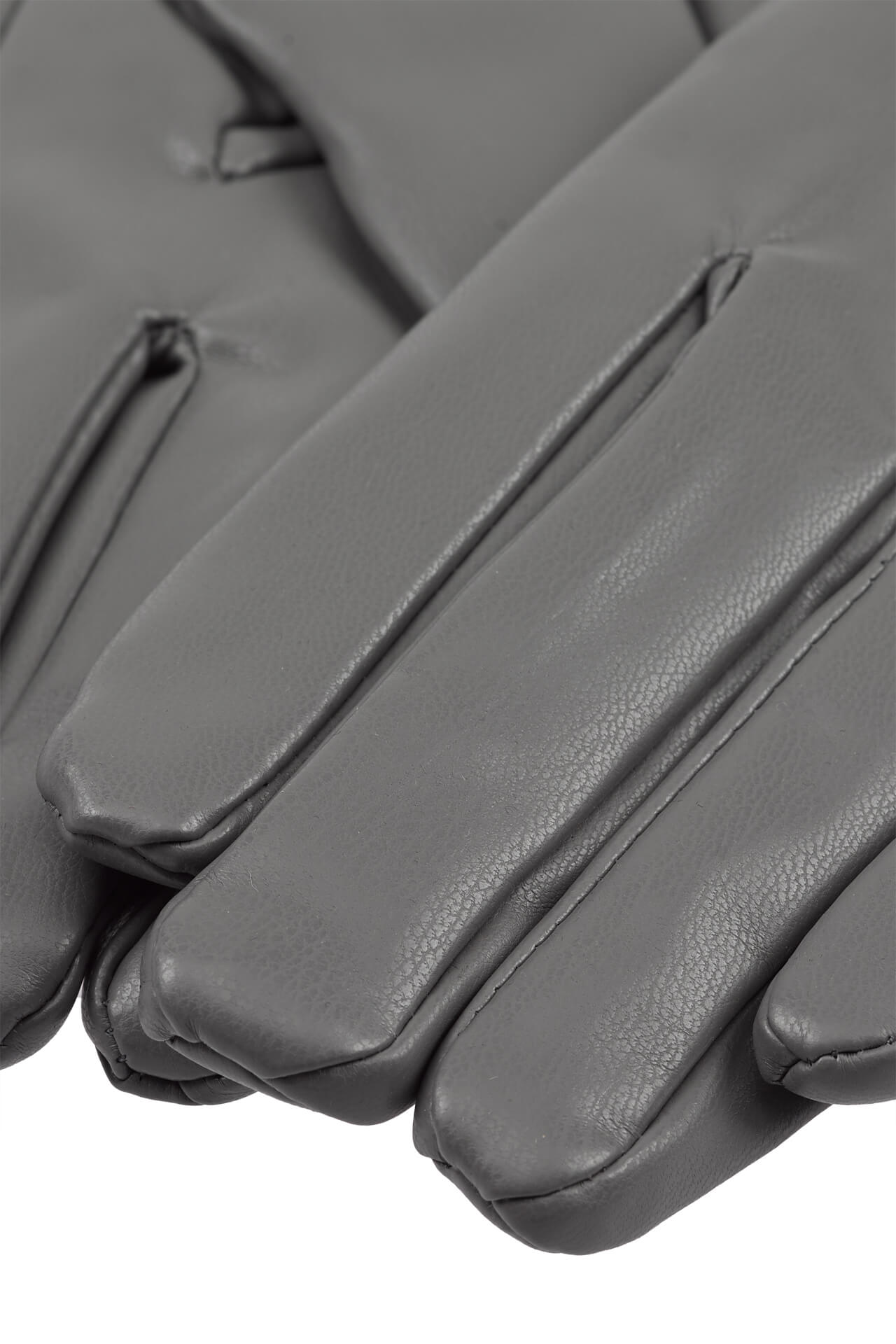 Gloves with laser cut scalloped edge