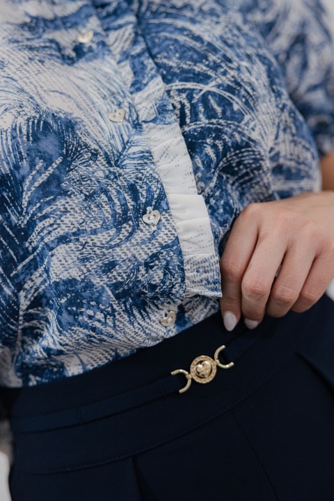 Pantalones con pliegues