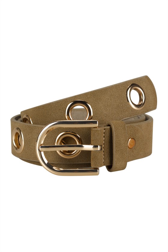 Belt with metallic eyelets