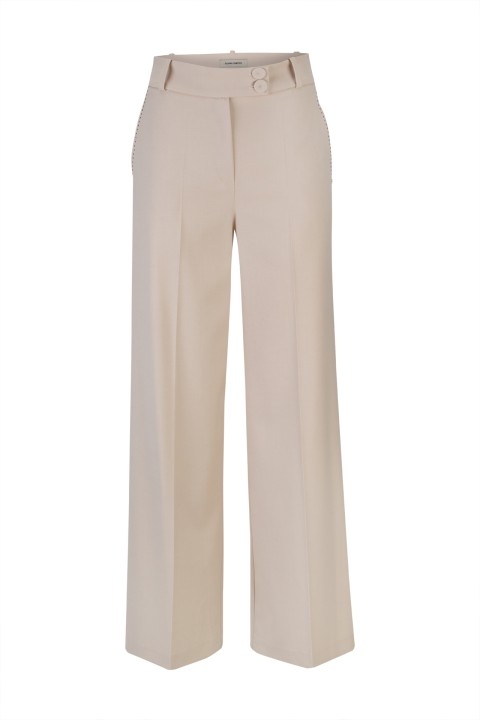 Pantalones con pespuntes a contraste Pantalones con pespuntes a contraste