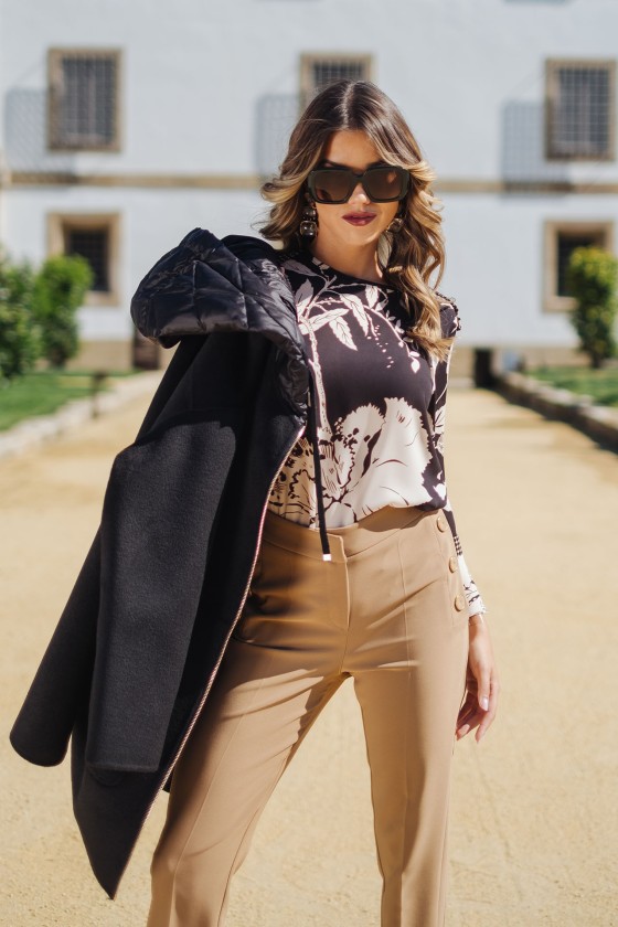 Shoulder patches blouse