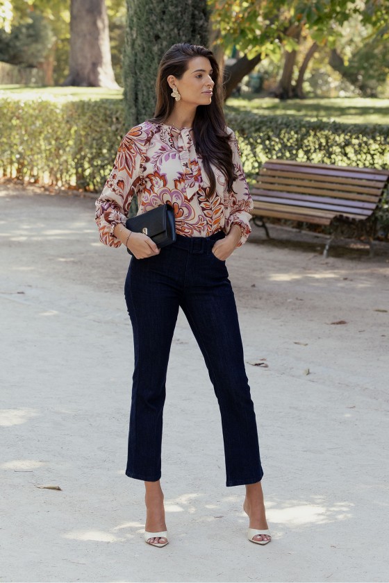 Jeans with belt