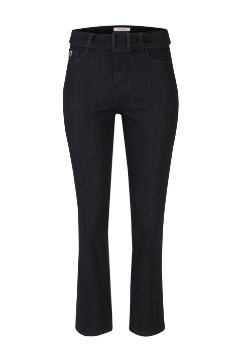 Pantalones vaqueros con cinturón Pantalones vaqueros con cinturón