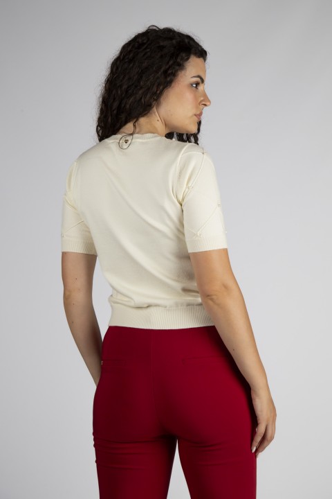 Knitted jumper with pearls