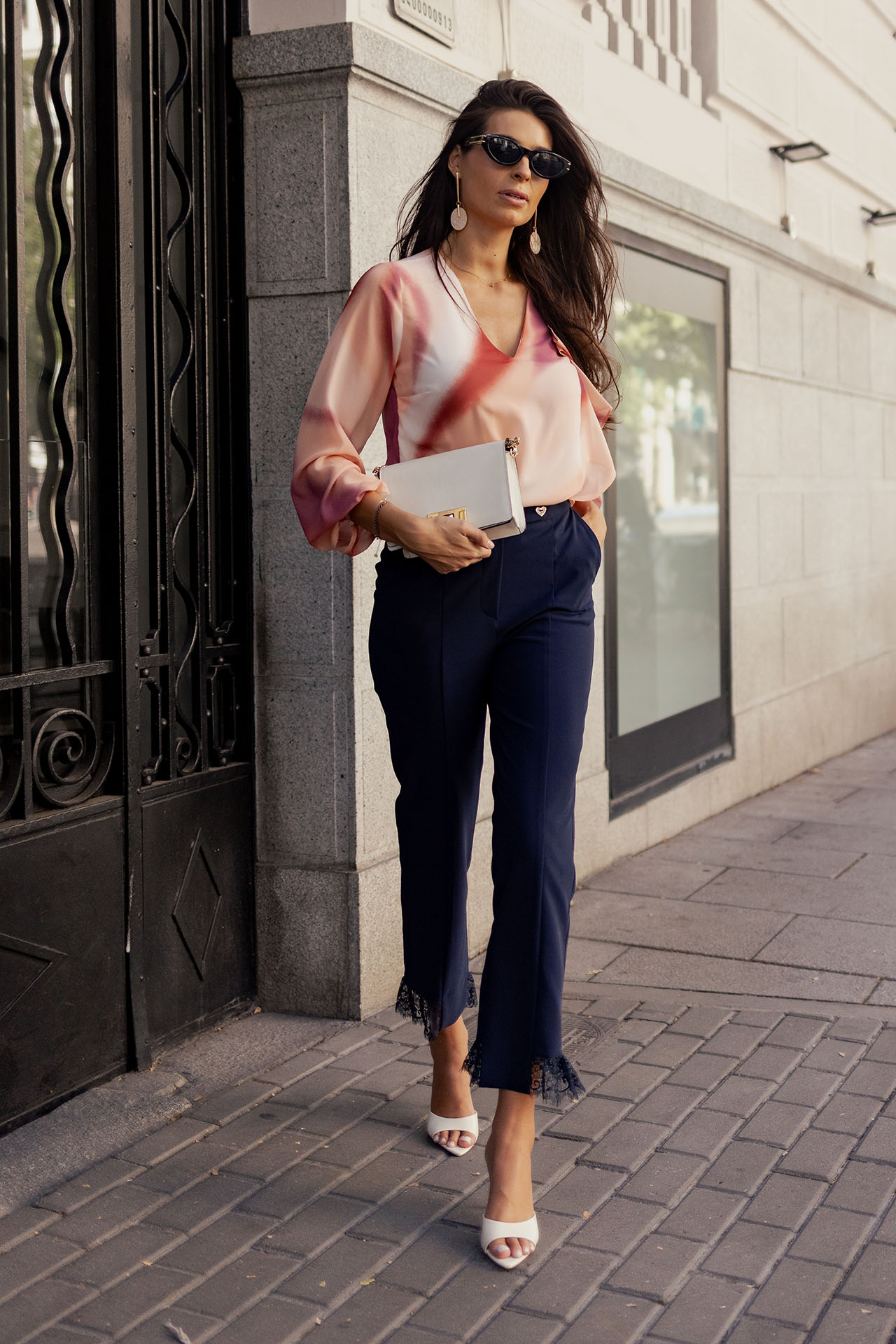 Trousers with lace detail