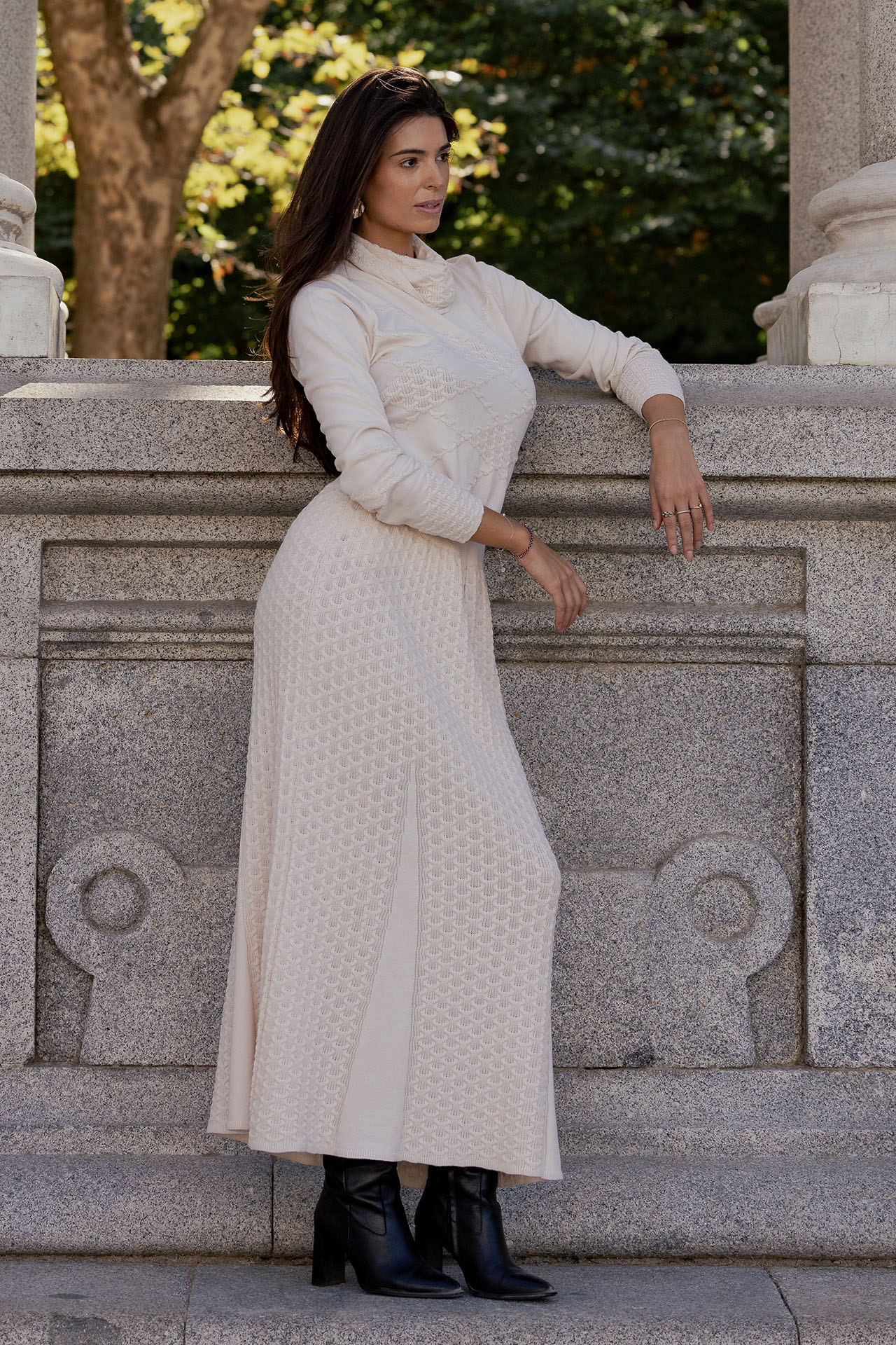 Long skirt with embossed pattern