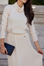 Long skirt with embossed pattern