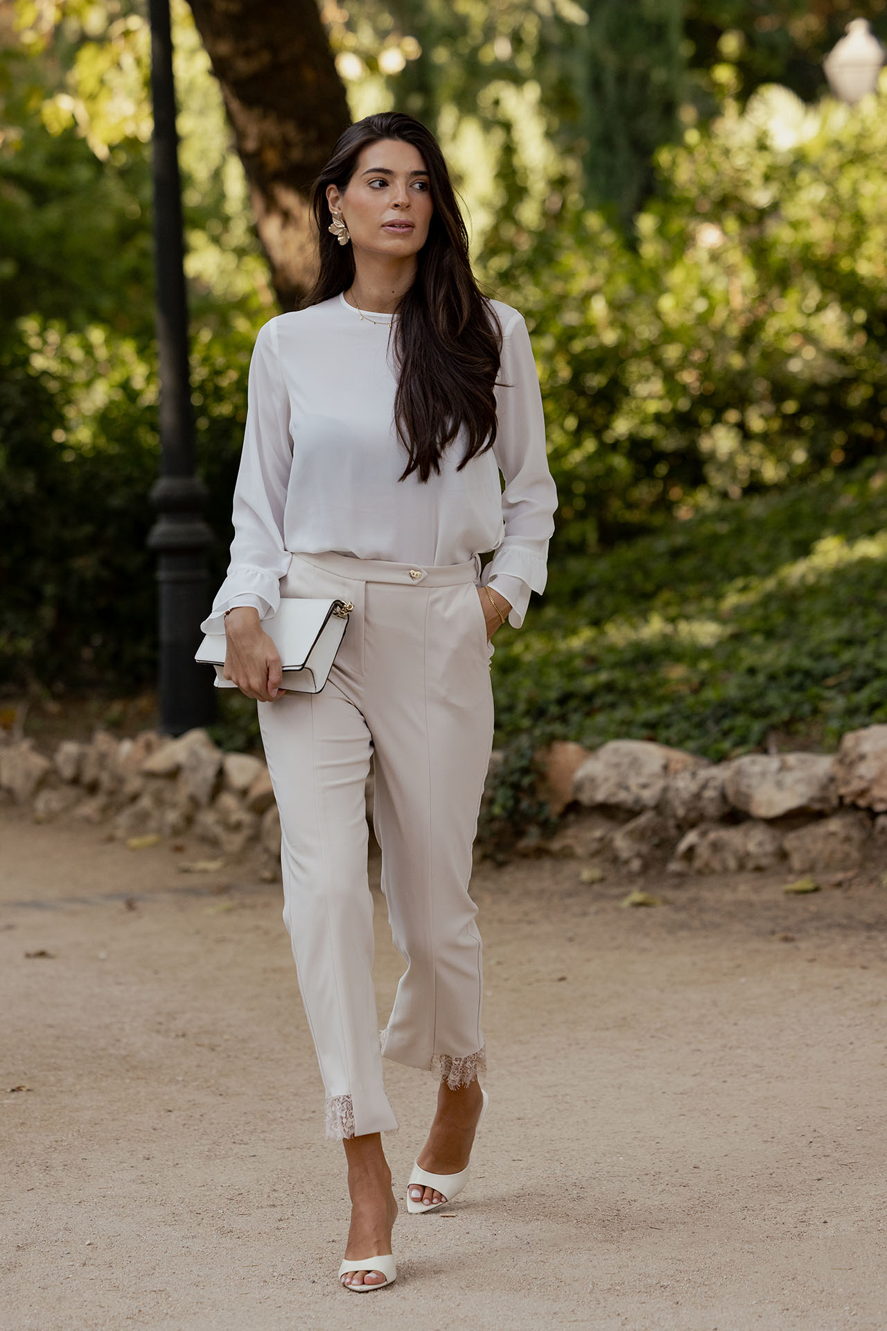 Túnica folhos nas mangas