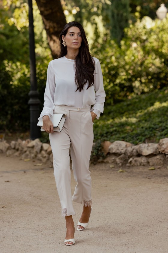 Túnica folhos nas mangas