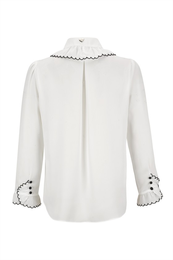 Blouse with princess collar