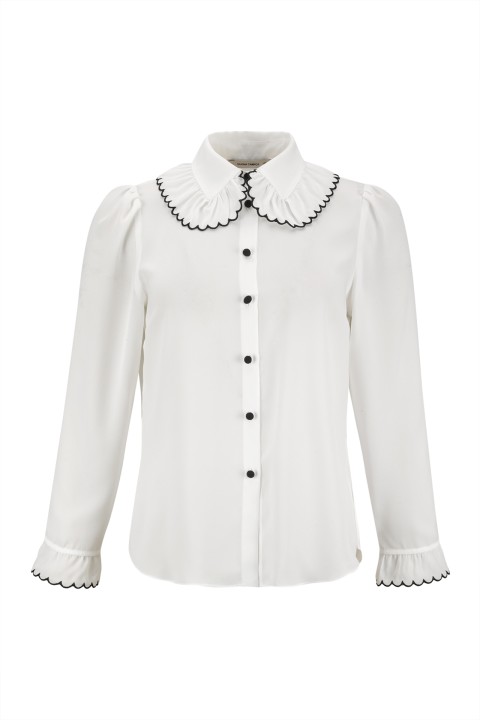 Blouse with princess collar