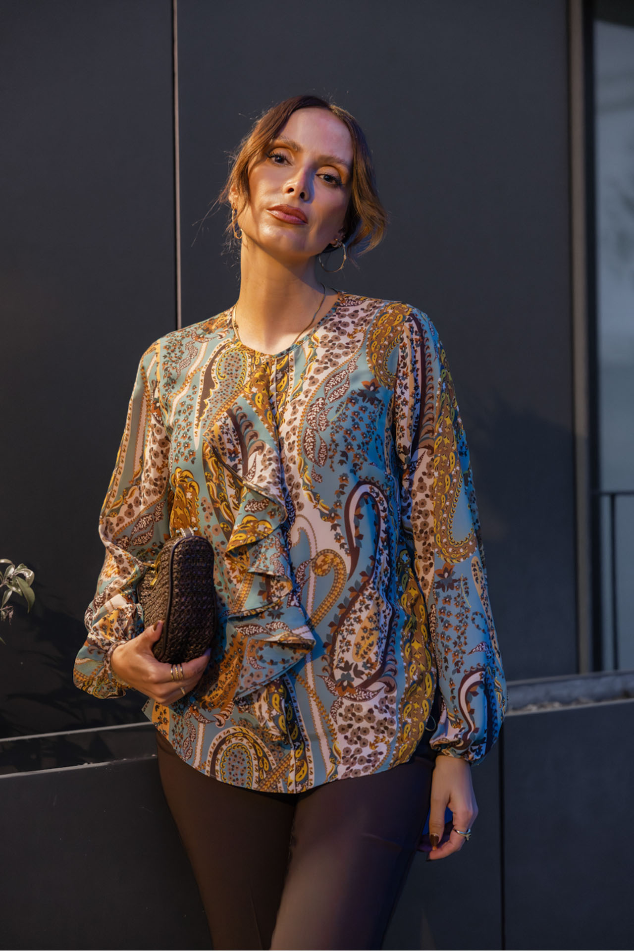 Túnica folhos na frente