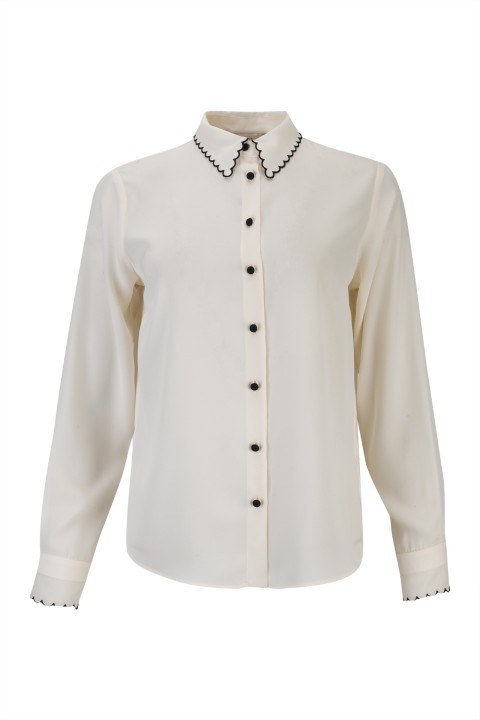 Shirt with contrasting details