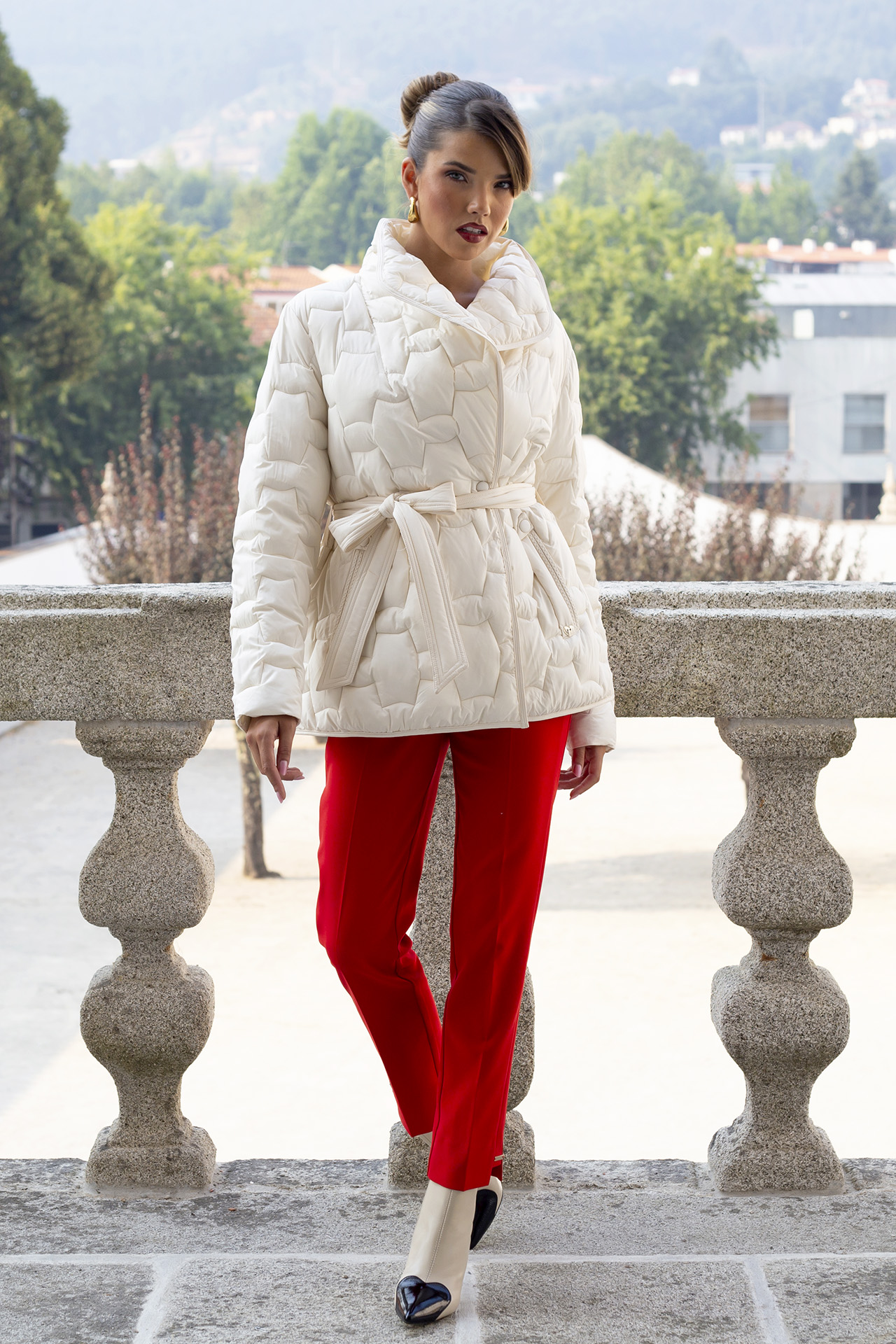 Quilted parka with belt